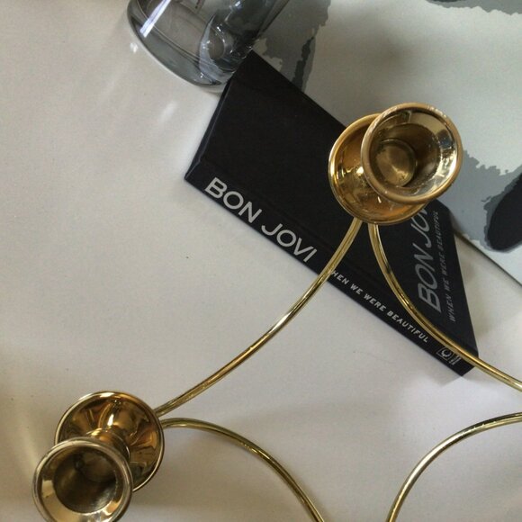 Brass 4-Arm Candelabra Candle Holder Vintage Decorative Piece For Home Or Event - Picture 3 of 9